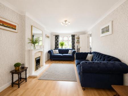Lounge 1