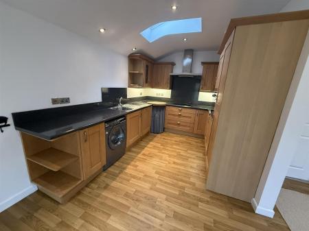 Fitted kitchen