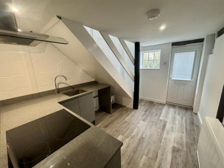 Kitchen (2/2)