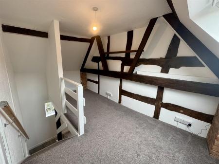 Bedroom (1/3)
