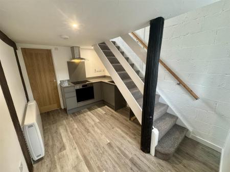 Kitchen (1/2)