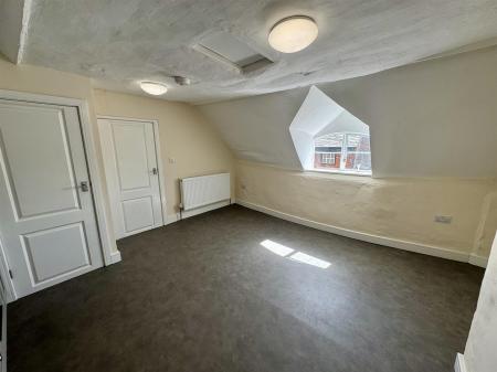 Kitchen / Diner (2/3)