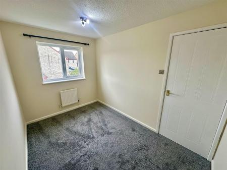 Bedroom 2 (1/4)