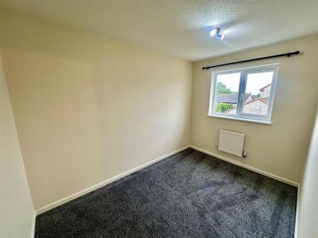 Bedroom 2 (2/4)