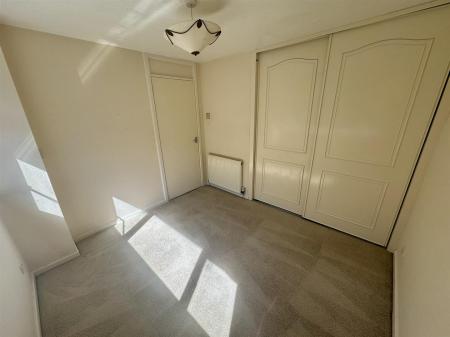 Bedroom 2 (1/2)
