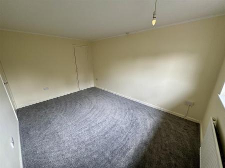 Bedroom 1 (2/2)