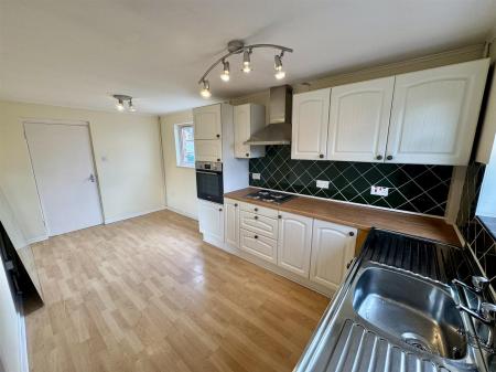 Kitchen / Diner (2/2)