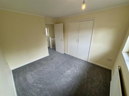 Bedroom 2 (2/2)