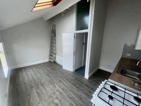 Kitchen / Living Room