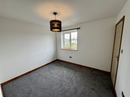 Bedroom 3 (1/2)