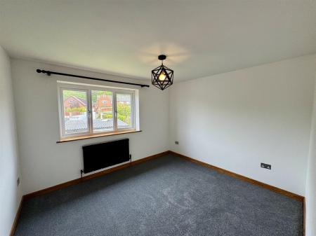 Bedroom 2 (2/2)