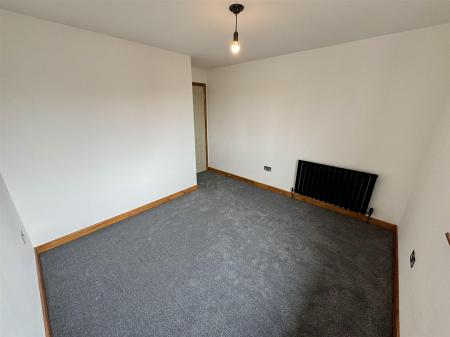 Bedroom 4 (2/2)