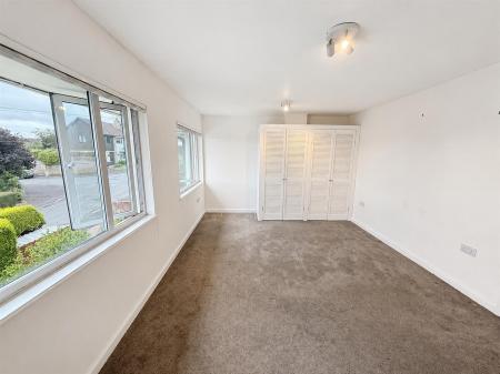 Bedroom 1 (1/3)