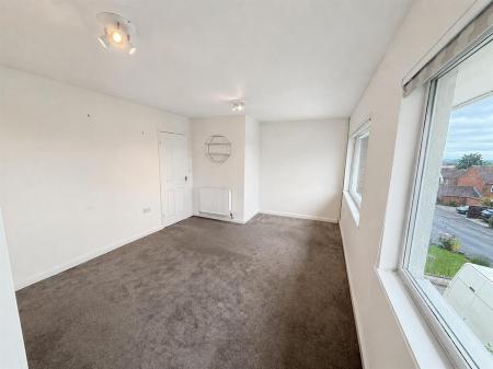 Bedroom 1 (2/3)