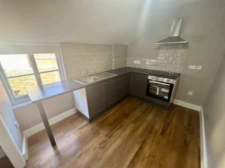 Kitchen (2/2)