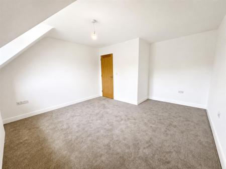 Bedroom 3 (2/2)