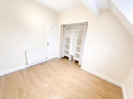 Bedroom 1 (2/3)