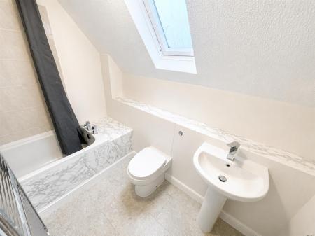 Bathroom (1/2)