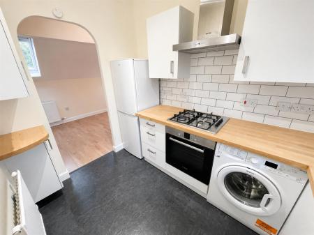 Kitchen (2/2)