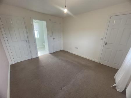 Bedroom 1 (1/2)