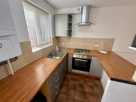 Kitchen (3/3)
