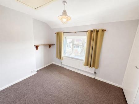 Bedroom 1 (3/3)