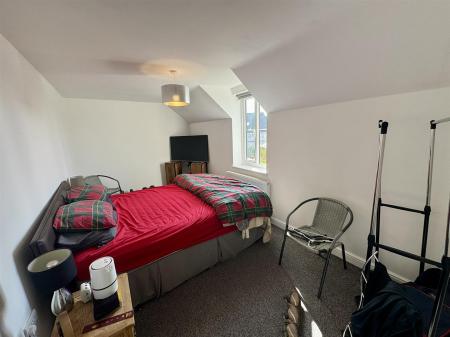 Bedroom 1 (1/2)