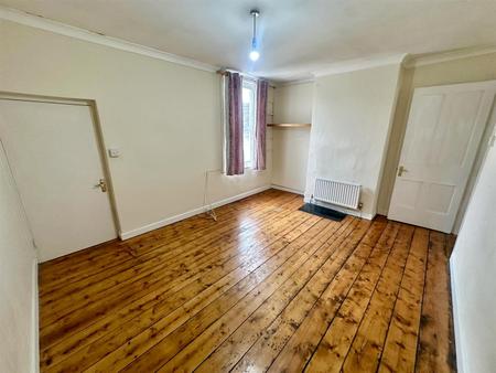 Bedroom 2 (2/4)