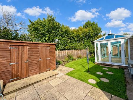 Rear Garden (3/3)
