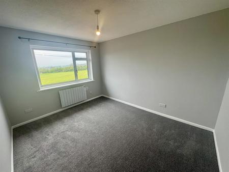 Bedroom 1 (1/2)