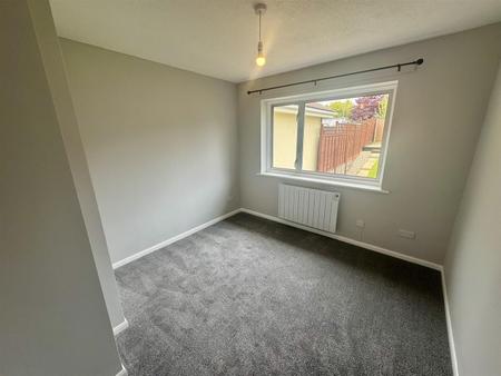 Bedroom 2 (1/2)