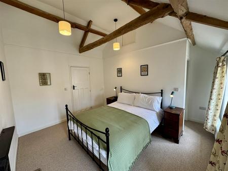 Bedroom 1 (2/4)