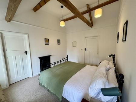 Bedroom 1 (4/4)