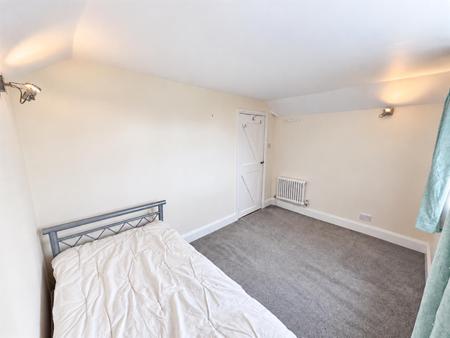 Bedroom 3 (2/2)