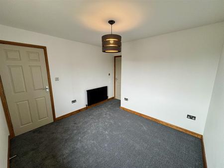Bedroom 3 (2/2)