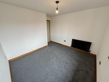 Bedroom 4 (2/2)