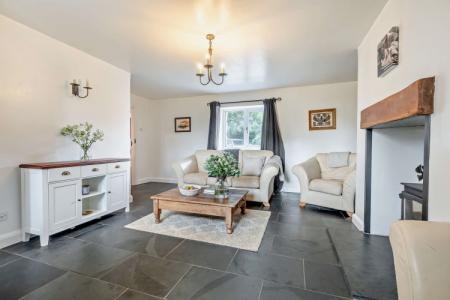 8658521-interior07-800