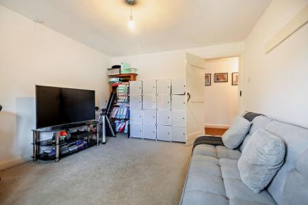 8658521-interior12-800