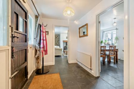 8658521-interior08-800