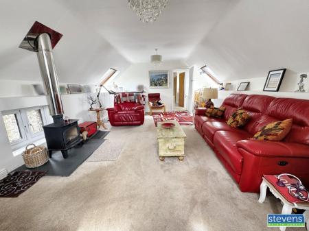 image00015_blurred (10)