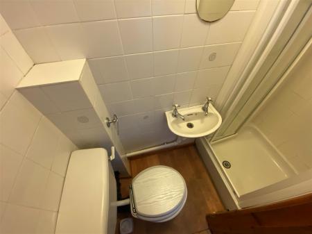 Ensuite 1.4.jpg