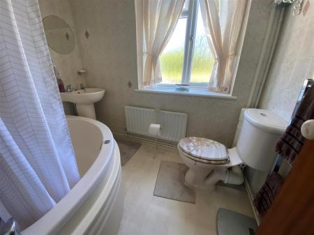 Bath 1.jpg