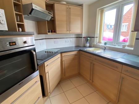 Kitchen 3.jpg