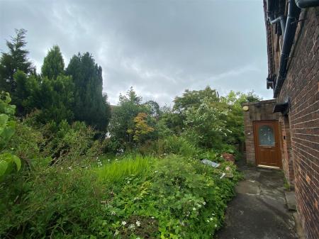 Side garden 2.jpg