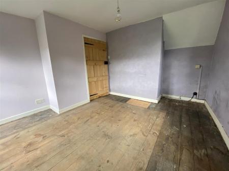 Bedroom 1.2.jpg