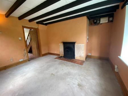 Lounge 3.jpg