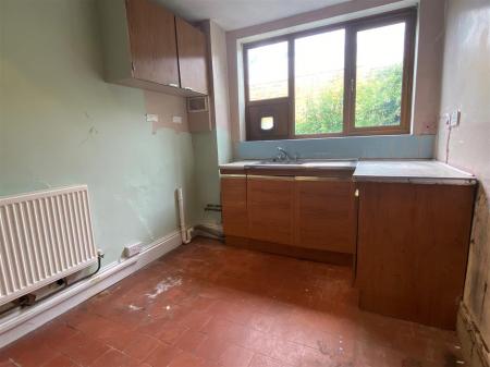 Kitchen 3.jpg