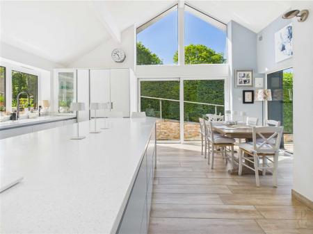 kitchen/family room 2