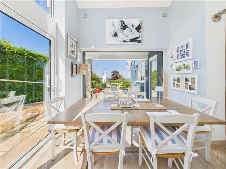 kitchen family room 7