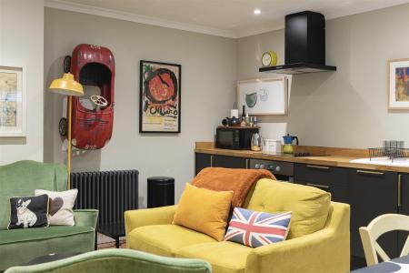 5 Daniel Street ph22 copy.jpg